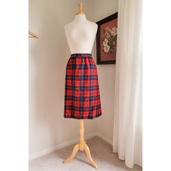 Vintage Pendleton Plaid Wool Tartan High Waist 80s Vintage Holiday Midi Skirt - Picture 2 of 15